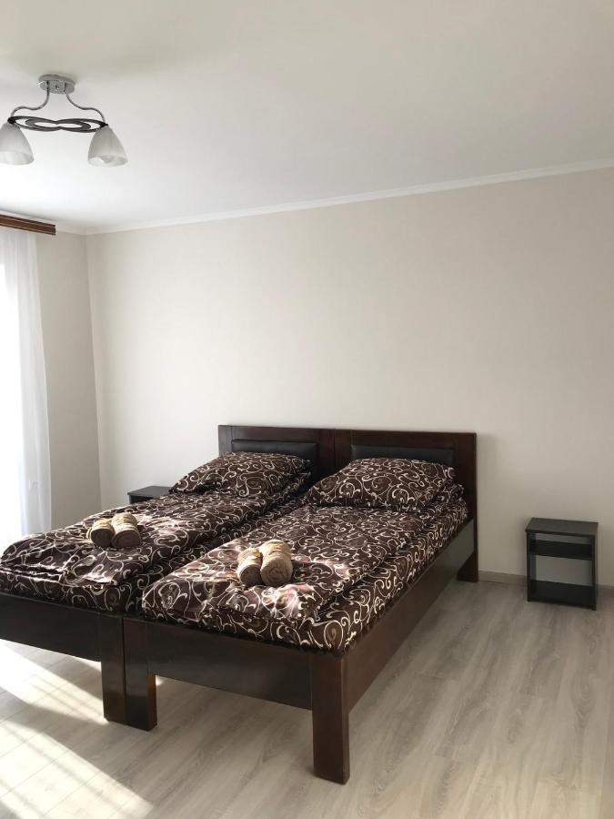 Harmony Bed & Breakfast Lazeșciîna Exterior foto